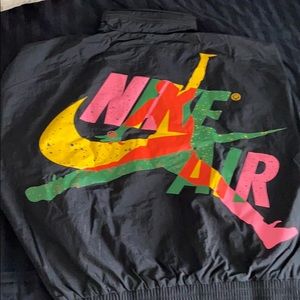 Air Jordan windbreaker Vintage with hoodie rare